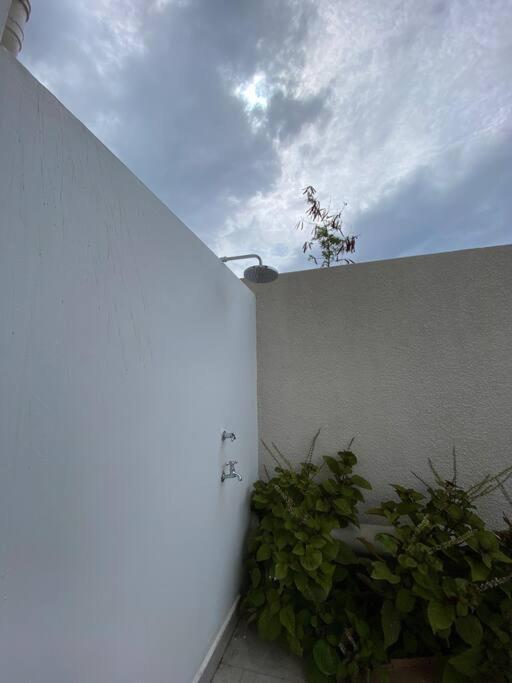 Sandstone Apartment A Walk To The Beach Flic-en-Flacq Exterior foto